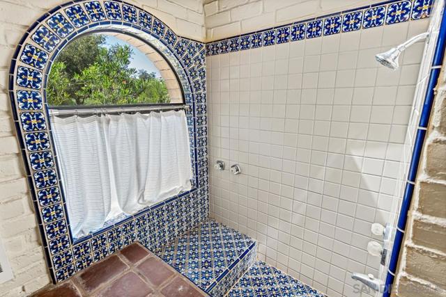 18940 Littlefield Lane, Valley Center CA: https://media.crmls.org/mediaz/7f0f9432-d0c5-4d1e-8c20-804344d49d5d.jpg