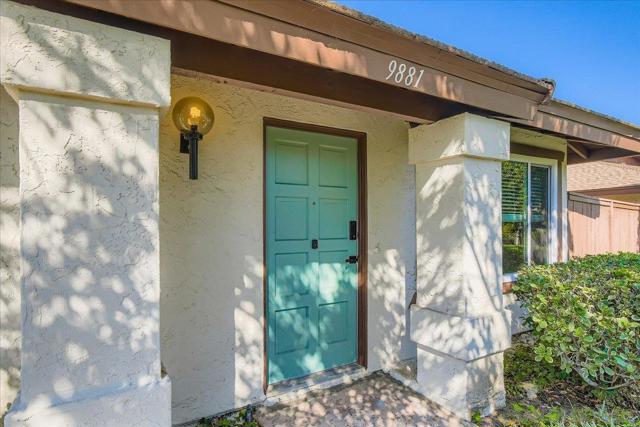 9881 Caminito Cuadro, San Diego CA: https://media.crmls.org/mediaz/7f0fb9f1-0894-4f90-8963-8c087b646aee.jpg