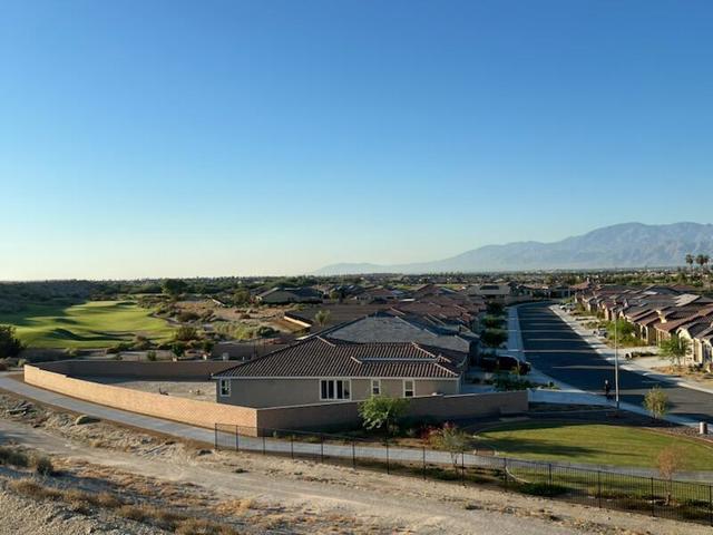 41867 Regona Road, Indio CA: https://media.crmls.org/mediaz/7f0fbe9a-fc54-4d39-8d2e-75bbd32abb05.jpg