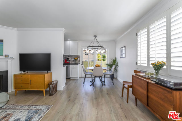 428 Hill Street, Santa Monica CA: https://media.crmls.org/mediaz/7f0ff9ec-4fd9-4c69-9702-442a81c14ed2.jpg