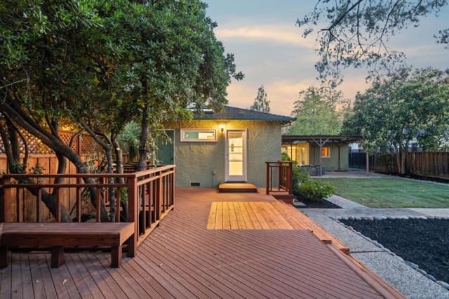 47 Fillmer Avenue, Los Gatos CA: https://media.crmls.org/mediaz/7f1166da-40e4-4d1e-bf75-5b1e6f828c9d.jpg