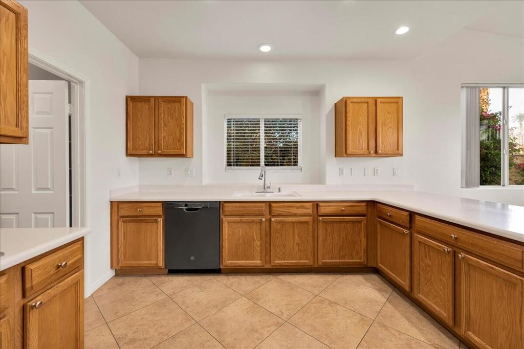 MLS #219136858DA image #12