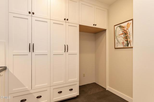 Detail Gallery Image 26 of 71 For 5218 Mount Royal Dr, Los Angeles,  CA 90041 - 5 Beds | 3 Baths