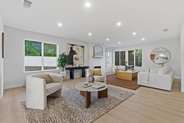 Detail Gallery Image 13 of 41 For 2002 Ladera Ct, Carlsbad,  CA 92009 - 4 Beds | 2 Baths