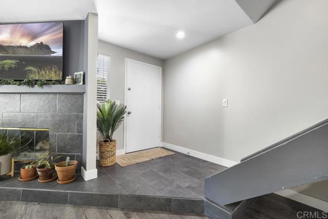 Photo #3: PTP2304570 Listing 