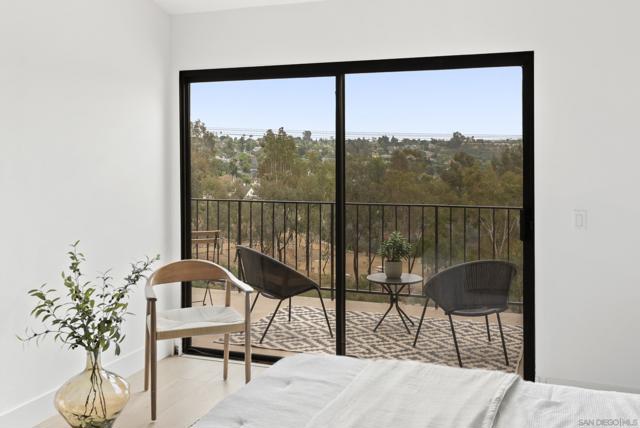 3133 Vista Rica, Carlsbad CA: https://media.crmls.org/mediaz/7f144288-3f37-4d5f-a31b-87f169298fab.jpg
