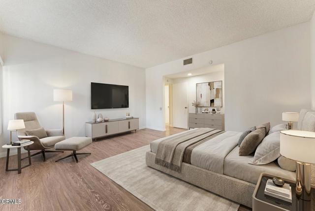 Detail Gallery Image 18 of 31 For 960 San Pasqual St #210,  Pasadena,  CA 91106 - 2 Beds | 3 Baths