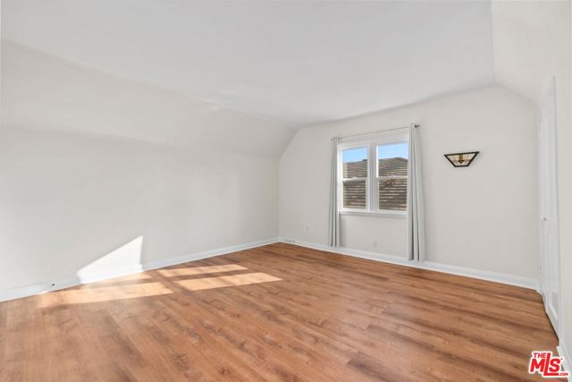 2941 Motor Avenue, Los Angeles CA: https://media.crmls.org/mediaz/7f14db2e-01a0-4cbe-8b6f-b5f85a0b854f.jpg