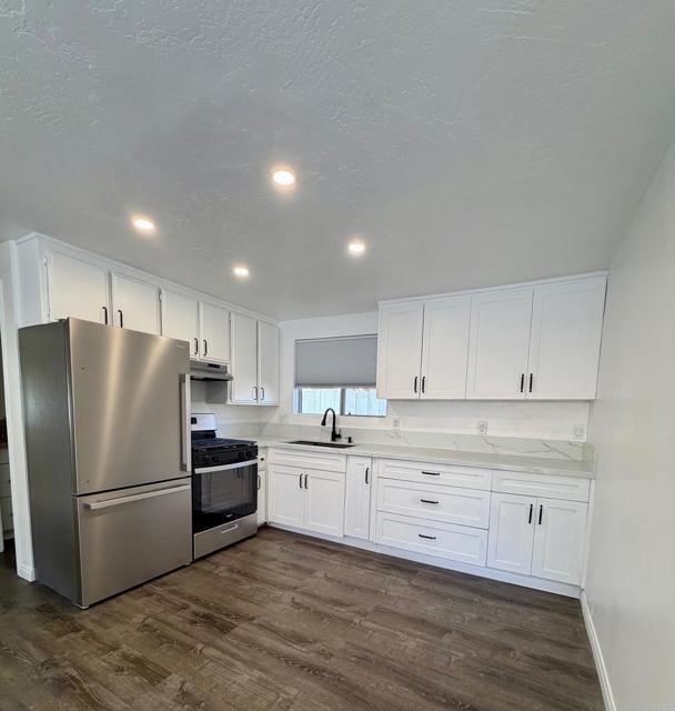 Detail Gallery Image 7 of 11 For 227 Robelini Dr a,  Vista,  CA 92083 - 2 Beds | 1 Baths