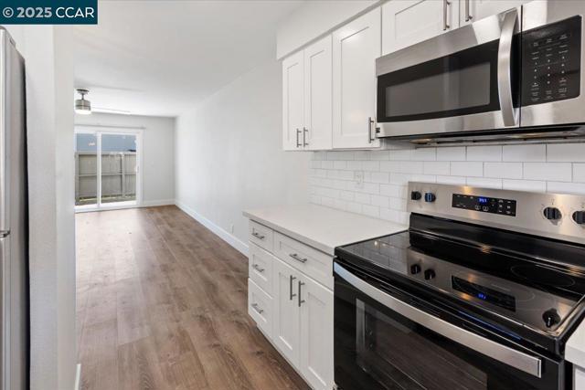900 Southampton Rd, Benicia CA: https://media.crmls.org/mediaz/7f16338d-3719-4a52-9937-85b214564ffd.jpg