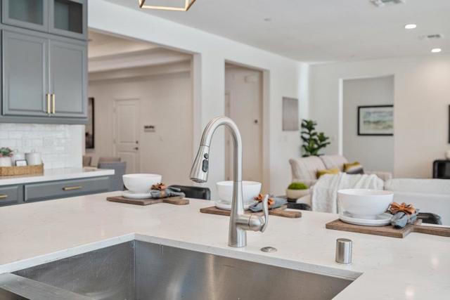 20 Hospital Road, Hollister CA: https://media.crmls.org/mediaz/7f17b514-63e2-4bb2-bb5c-928a6d801bc1.jpg