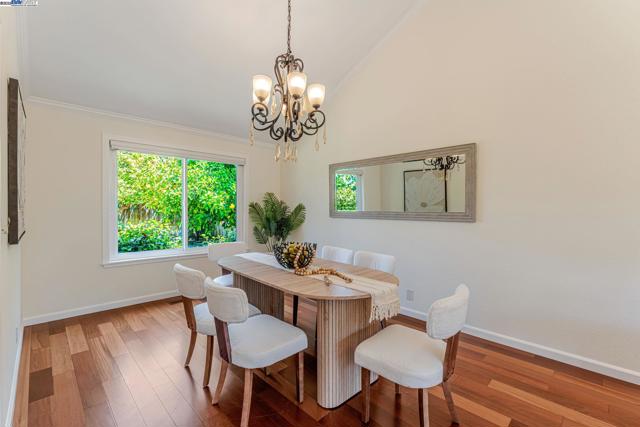 483 Becado Place, Fremont CA: https://media.crmls.org/mediaz/7f196c91-27e6-44d5-8844-3778f488abcd.jpg