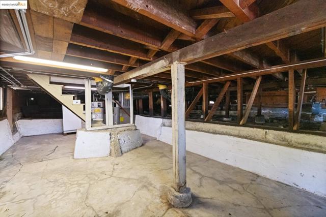 971 Santa Barbara Rd, Berkeley CA: https://media.crmls.org/mediaz/7f1bd507-0f40-46c2-88ab-1f158fd25703.jpg
