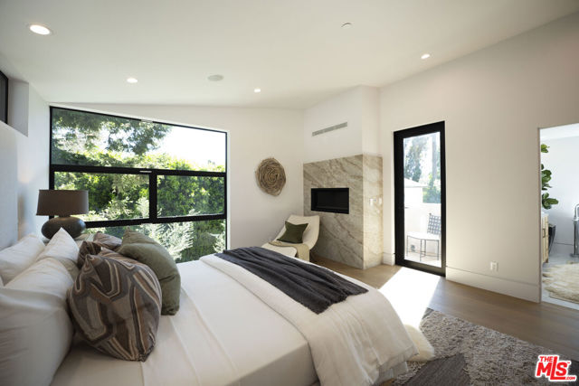 Image 25 of 44 For 3848 Vantage Avenue