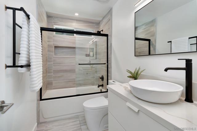 Image 7 of 13 For 15474 Nawa Ct