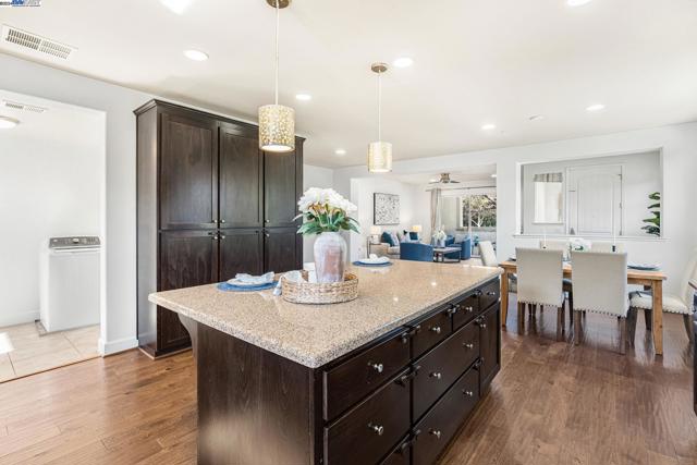 Image 16 of 57 For 3276 Giovanni Way