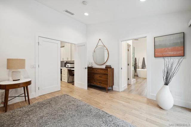 28145 Shady Meadow Ln, Yorba Linda CA: https://media.crmls.org/mediaz/7f1cd924-ea5d-43bf-a5c0-d22d35397ea0.jpg