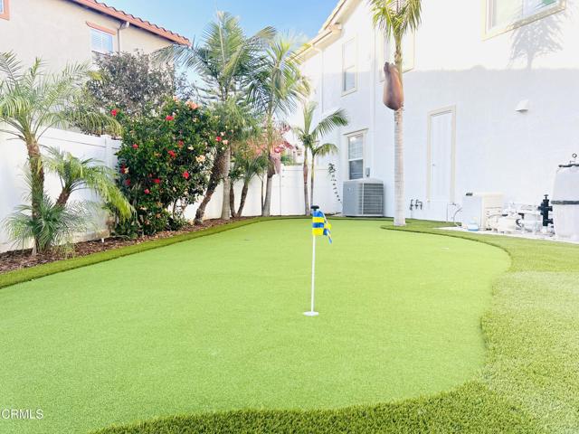 Detail Gallery Image 8 of 44 For 9898 Rhone St, Ventura,  CA 93004 - 4 Beds | 2/1 Baths