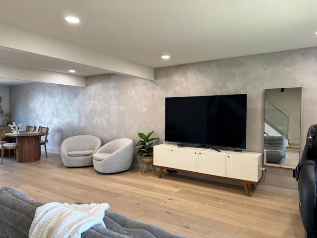 4655 Columbia River Court, San Jose CA: https://media.crmls.org/mediaz/7f1f5ae5-b42f-41b8-b97e-603b564ed98f.jpg