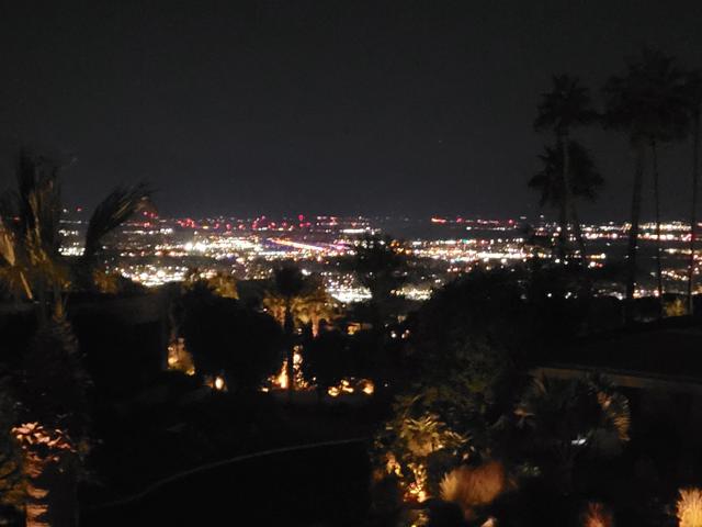 15 Buena Vista Court, Rancho Mirage CA: https://media.crmls.org/mediaz/7f1fcff6-d942-4acf-85c2-e5754f175bdf.jpg
