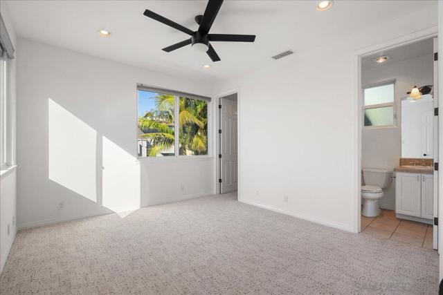 819 Van Nuys St, San Diego CA: https://media.crmls.org/mediaz/7f200638-982e-4e2d-8575-996a80e3253b.jpg