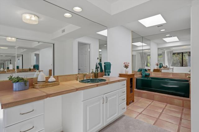 Image 27 of 44 For 47963 Sun Corral Trail