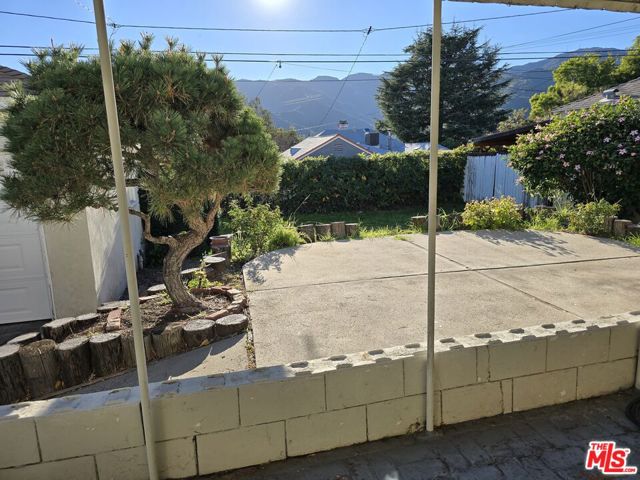 2944 Mayfield Avenue, La Crescenta CA: https://media.crmls.org/mediaz/7f2166fa-51e8-4558-a010-a697e44ddfa6.jpg