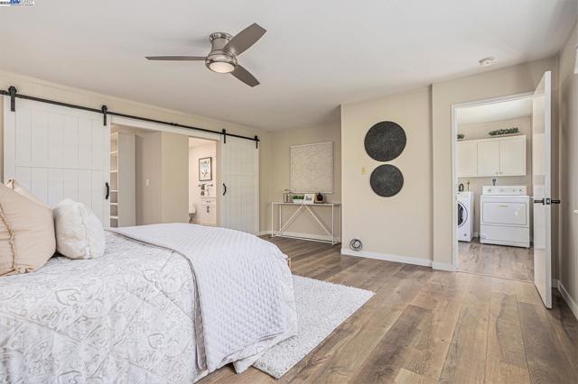 1592 SPRINGBROOK RD, Walnut Creek CA: https://media.crmls.org/mediaz/7f21dc4a-c17b-45d0-8706-59b012a60187.jpg