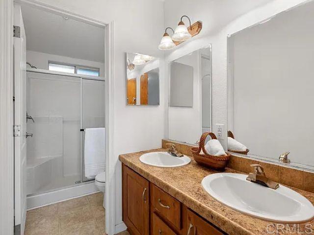 Detail Gallery Image 8 of 13 For 14821 Highland Valley Rd, Escondido,  CA 92025 - 3 Beds | 2 Baths