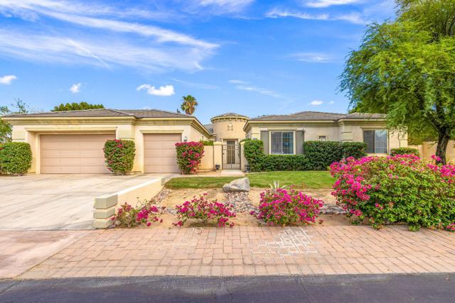 48548 Meandering Cloud Street, Indio CA: https://media.crmls.org/mediaz/7f22fccd-5c2c-46c3-8950-5e1283b1f6f5.jpg