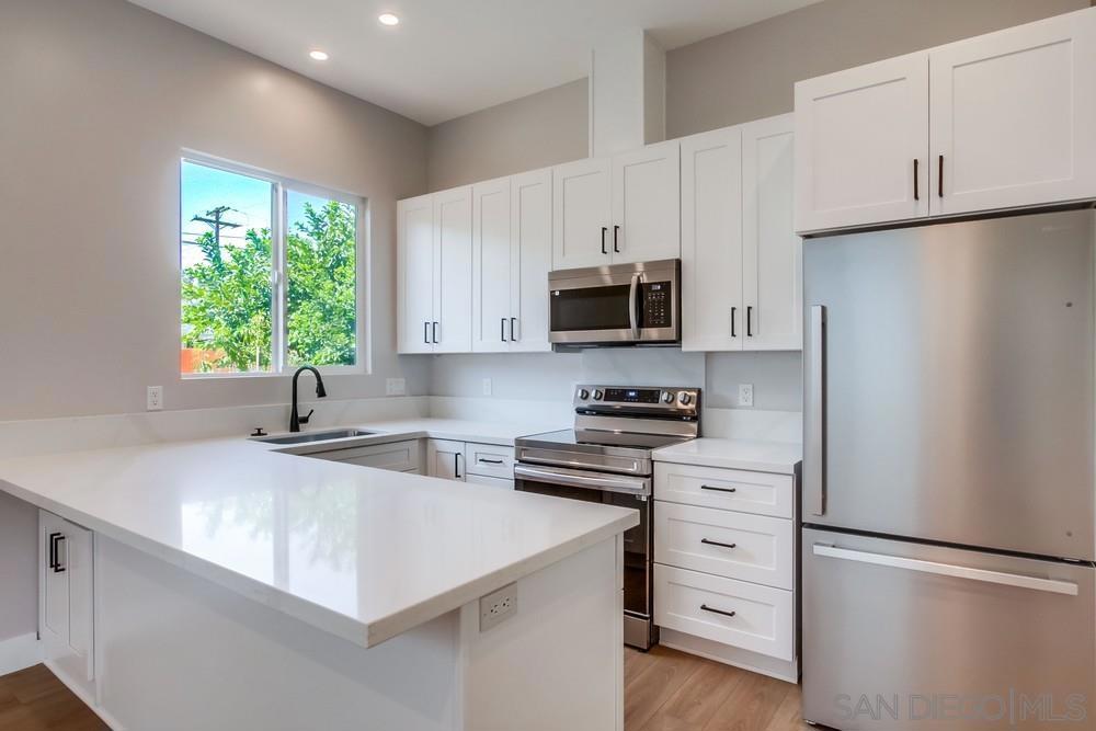 MLS #250040243SD image #30