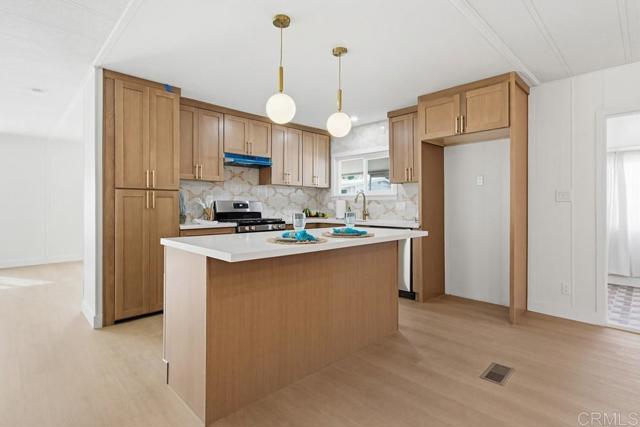 Front Image Thumbnail for CRNDP2600903