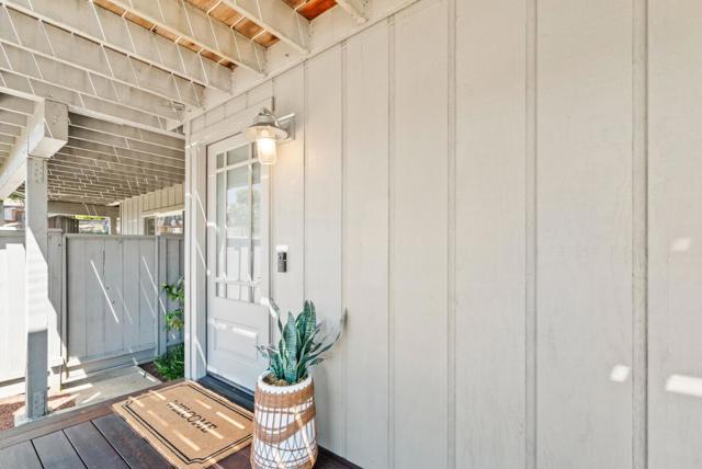 1975 Seascape Boulevard, Aptos CA: https://media.crmls.org/mediaz/7f2572cf-9fff-4aa4-a191-0bf3cdf0949c.jpg