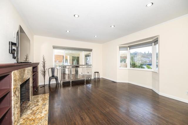 875 Broadway, Belmont CA: https://media.crmls.org/mediaz/7f26087d-f9bf-4b74-bb27-27daccd9bea8.jpg