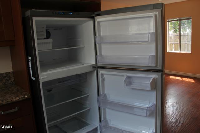 1726 1/2 Chevy Chase E Drive, Glendale CA: https://media.crmls.org/mediaz/7f269828-7f2e-45fd-a653-f1e0a3a02699.jpg