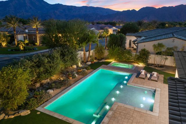 81350 Merv Griffin Way, La Quinta CA: https://media.crmls.org/mediaz/7f27342d-38fc-41f1-bd38-3bf5c14befb6.jpg