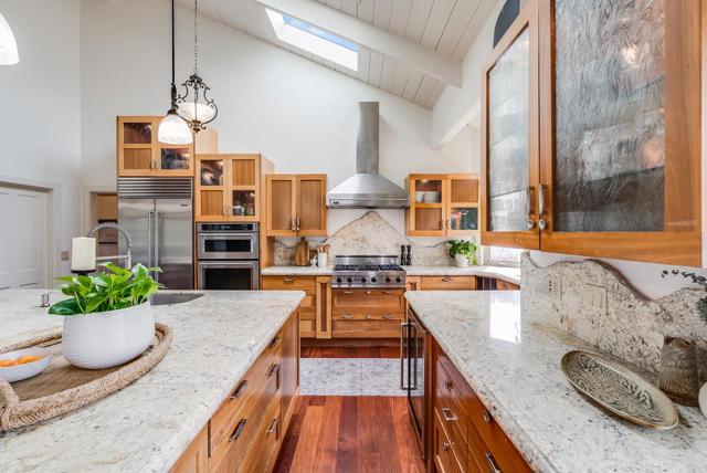 1501 Hidden Valley Road, Soquel CA: https://media.crmls.org/mediaz/7f27713a-7322-4171-be56-5f19ccfe788b.jpg