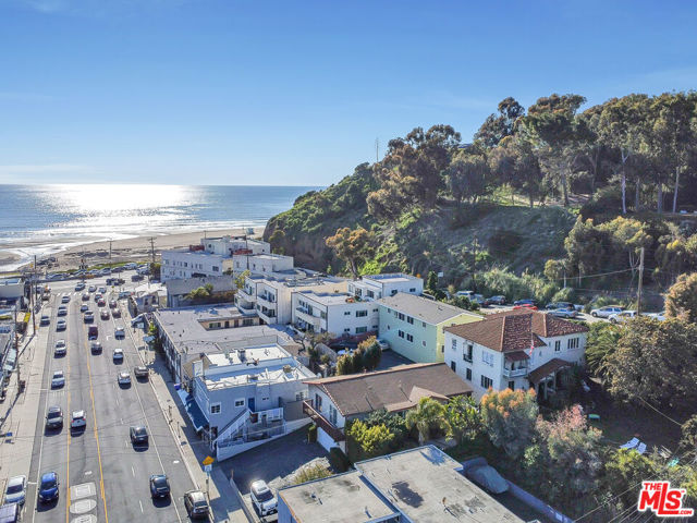 Drew Fenton | 153 W Channel Road Santa Monica CA | MLS: 7020030