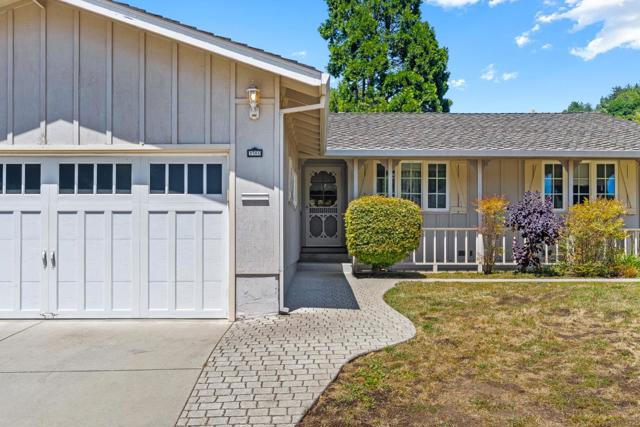 3560 Sevilla Drive, Soquel CA: https://media.crmls.org/mediaz/7f27ae39-0615-4dc1-8d3d-9b7eb3cc8fbb.jpg