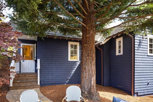 0 Guadalupe 4 NW of 1st, Carmel CA: https://media.crmls.org/mediaz/7f27c94c-e563-4694-9425-d203ae3c7ed3.jpg