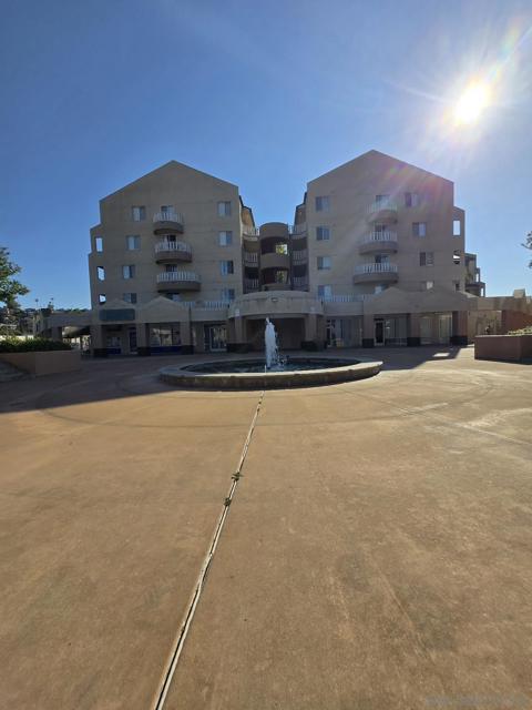 4701 Date, La Mesa CA: https://media.crmls.org/mediaz/7f28b0d5-8814-41e1-ae78-7eeb0d874a5b.jpg