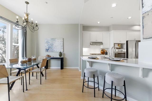 134 Cliff Swallow Court, Brisbane CA: https://media.crmls.org/mediaz/7f28b9c1-f4ec-4fdc-a37d-f1519d33da4e.jpg