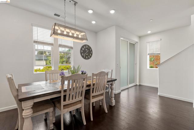 Image 21 of 58 For 16306 Ridgehaven Dr  Unit 104