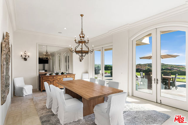 0 Broad Beach Road, Malibu CA: https://media.crmls.org/mediaz/7f293d19-9d59-4bb6-a491-e066504a3ce7.jpg