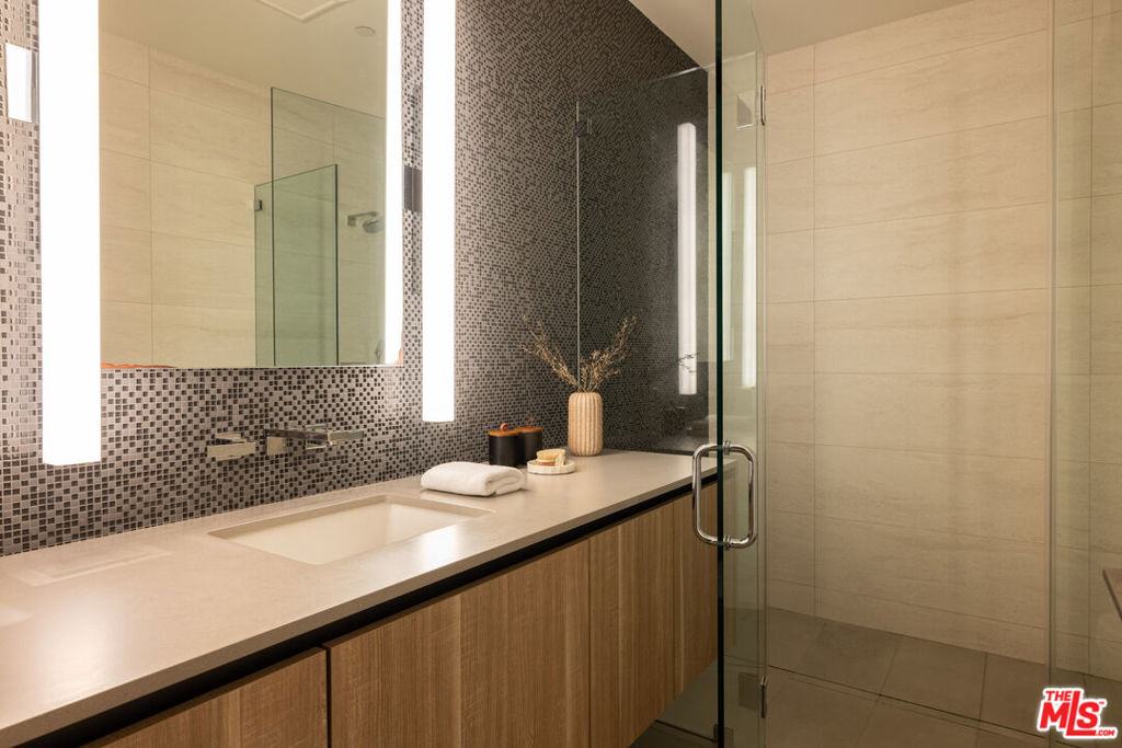 MLS #26859401 image #59