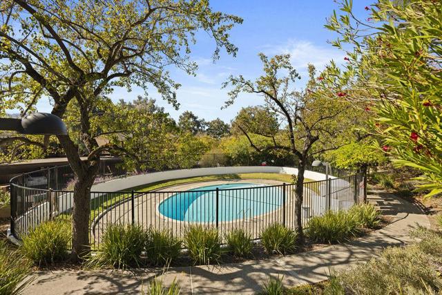 3350 La Mesa Drive, San Carlos CA: https://media.crmls.org/mediaz/7f2abfe6-dfe8-404d-8f36-a02a42518959.jpg