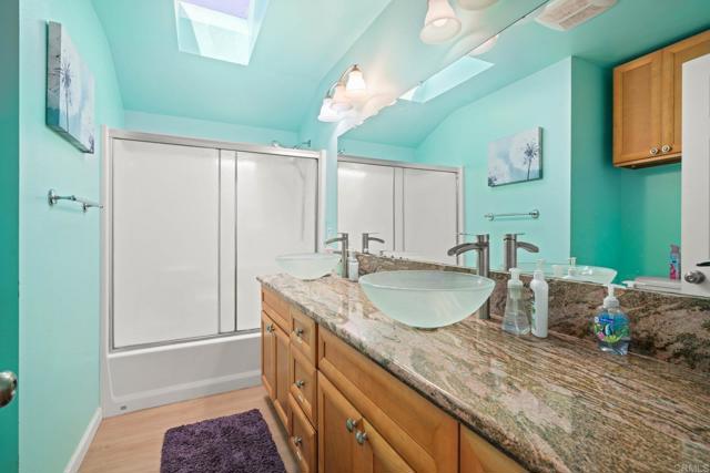 Detail Gallery Image 34 of 48 For 4499 Pebble Beach Dr, Oceanside,  CA 92057 - 4 Beds | 3 Baths