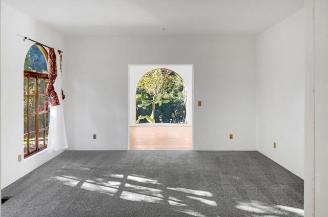 90 Harper Canyon Road, Salinas CA: https://media.crmls.org/mediaz/7f2b7123-c272-4a2a-8296-6f154956d94c.jpg