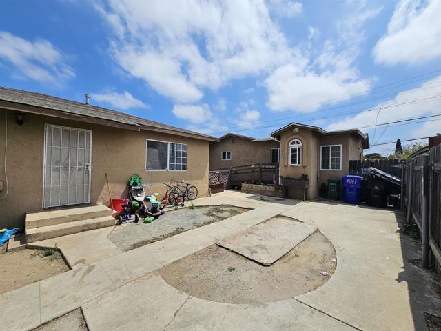 639 43 Morrison Street, San Diego CA: https://media.crmls.org/mediaz/7f2ba32d-c375-44e1-b8cb-431a35dd1760.jpg