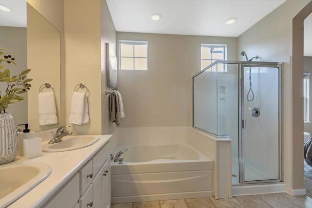1127 Lund Terrace, Sunnyvale CA: https://media.crmls.org/mediaz/7f2c10e9-3640-4a4a-8262-ed302a451924.jpg